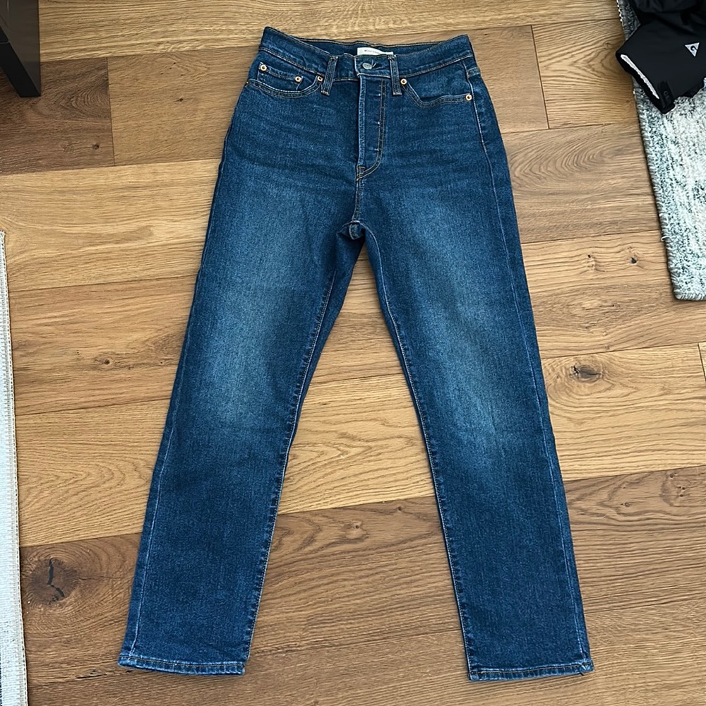 Levi’s wedgie straight jeans new without tags
